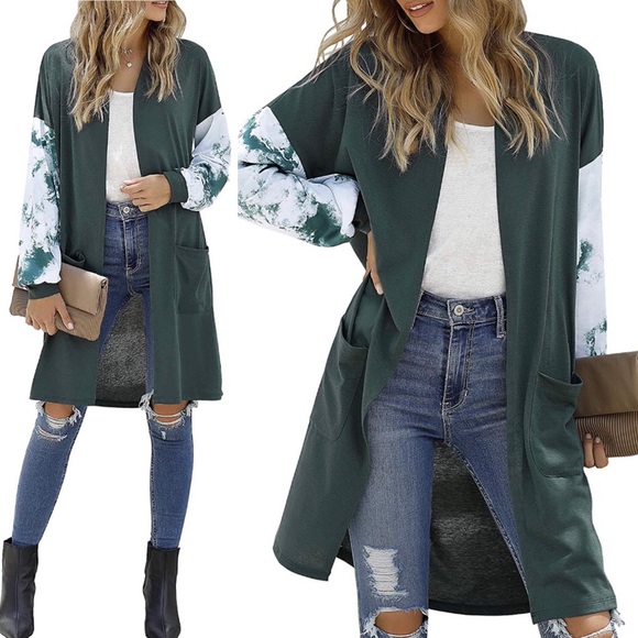 NWT Block Printed Long Sleeve Cardigan Sweater - Picture 2 of 5